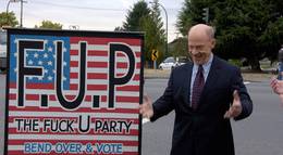 Кадр из фильма "Постал" - 1