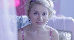 Кадр из фильма "Голая бухта" - 2