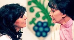 Кадр из фильма "Дикая роза" - 1