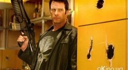 Кадр из фильма "Каратель" - 2