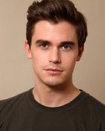 Antoni Porowski фото