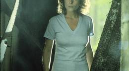 Кадр из фильма "Болотная тварь" - 2