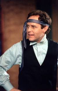 Кадр Элли МакБил