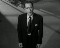 Кадр Стучись в любую дверь