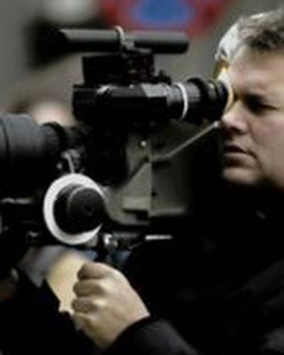 Дэмиэн Бромли фото