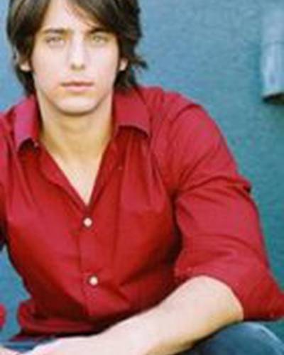 Ник Досс фото