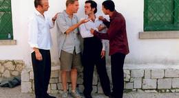 Кадр из фильма "Не так серьезно" - 2