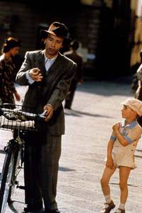 Кадр Жизнь прекрасна