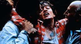 Кадр из фильма "Борьба за выживание" - 1