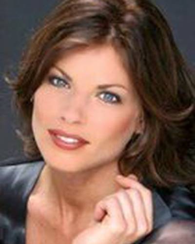 Стефани Суинни фото