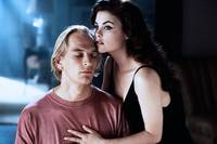 Кадр Елена в ящике