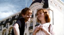 Кадр из фильма "Кружевница" - 2