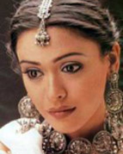 Ришита Бхатт фото