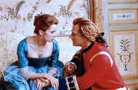 Кадр И свет во тьме светит