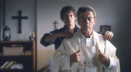 Кадр из фильма "Отстреливая собак" - 2