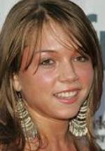 Джулия Гарро фото