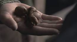 Кадр из фильма "Глина" - 1