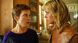 Кадр из фильма "Крайности" - 1