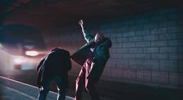 Кадр из фильма "Обличитель" - 1