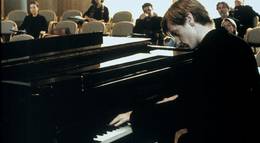 Кадр из фильма "Виртуоз" - 1