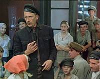 Кадр Красные пчелы