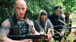 Кадр из фильма "Охота на пиранью" - 1