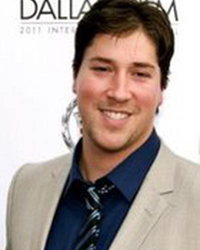 Тэннер Бирд фото