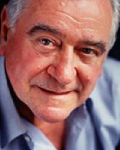 Джордж Бейкер фото