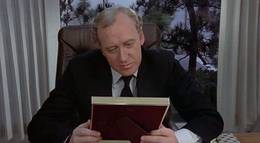 Кадр из фильма "Коломбо: Как совершить убийство" - 1