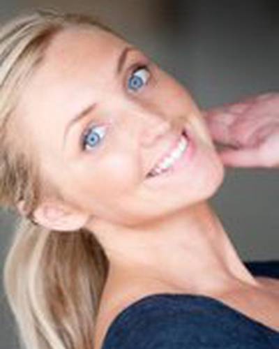 Лиза Эмануэл фото