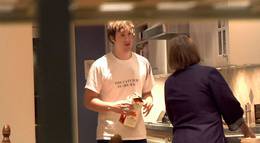 Кадр из фильма "Гадёныши" - 2