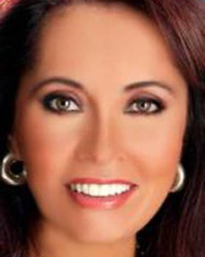 Карла Эстрада фото