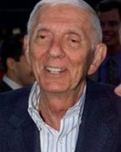 Эрл Беллами фото