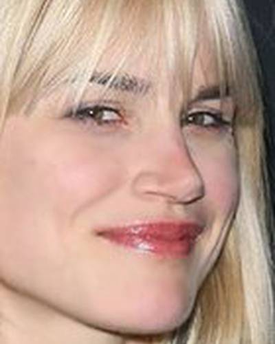 Элисон Фолланд фото