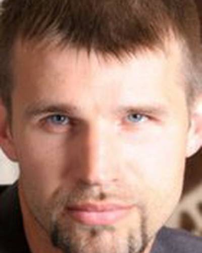 Тимур Ефременков фото