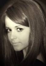 Кортни Инглиш фото