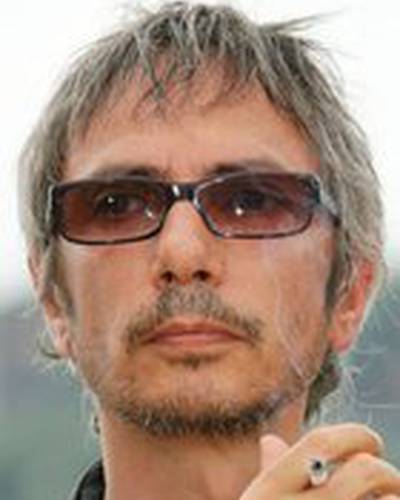 Леос Каракс фото