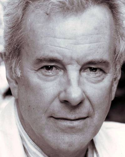 Джей Бенедикт фото