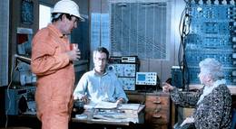 Кадр из фильма "Там, где мечтают зеленые муравьи" - 2