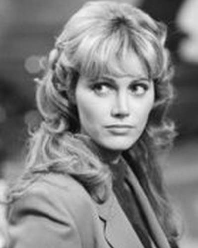 Мэри Луиз Уэллер фото