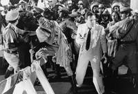 Кадр Мертвые пледов не носят