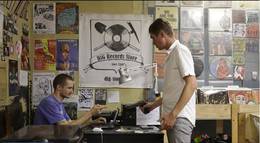 Кадр из фильма "Смуthи в портрете ин100грамма" - 1