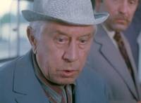 Кадр По улицам комод водили...