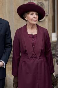 Кадр Аббатство Даунтон