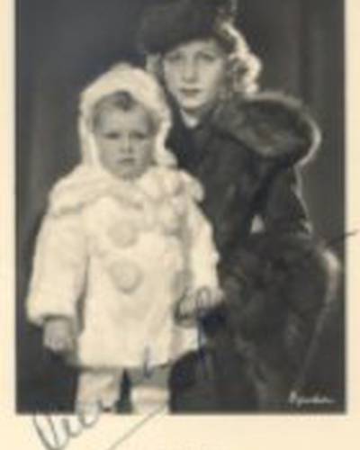 Дина Грэйс фото