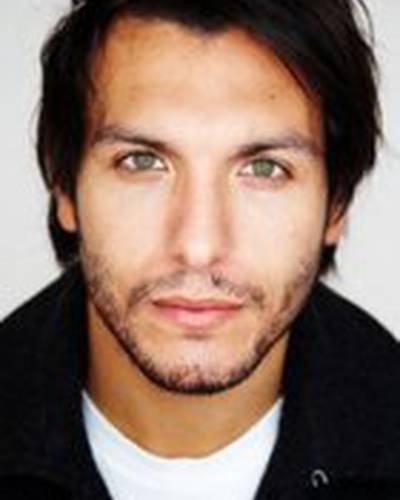 Angus McGruther фото