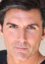 Винсент Ирисарри фото