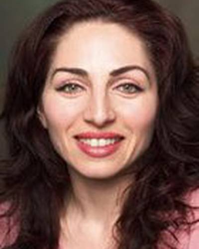 Насмйе Орал фото