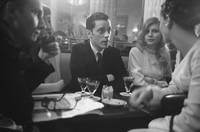 Кадр Любовники Кафе де Флор