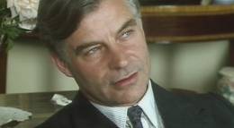 Кадр из фильма "Мисс Марпл: Убийство в доме викария" - 1